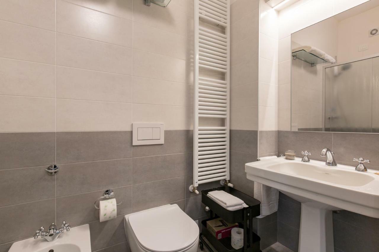 Bed and Breakfast Domus Fluminis Verona Esterno foto
